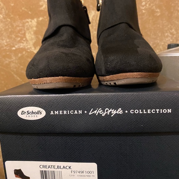 Dr.Scholl’s ankle suede boots. - Picture 4 of 5